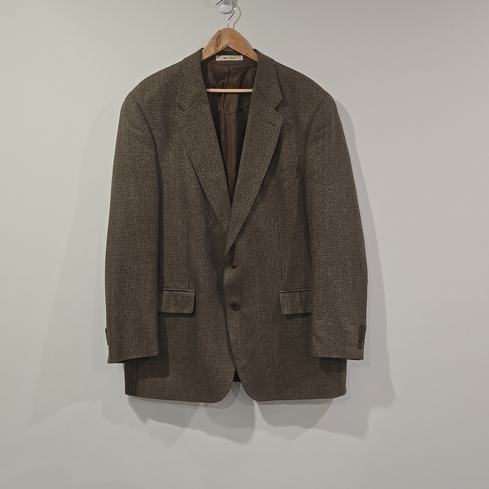 Vintage CHAPS Men's Neutral Houndstooth Wool and Silk Blazer
